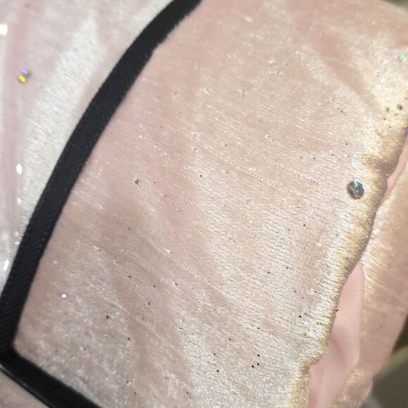 Juicy Couture Home Luxuriously Soft 8-PC Rhinestone Velvet Queen Bed Set - Picture 5 of 7